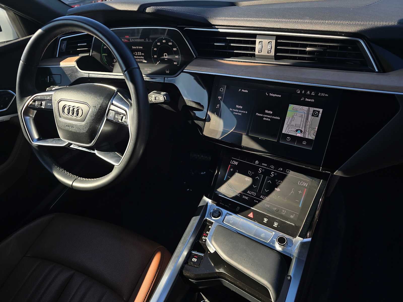 2024 Audi Q8 e-tron Premium Plus