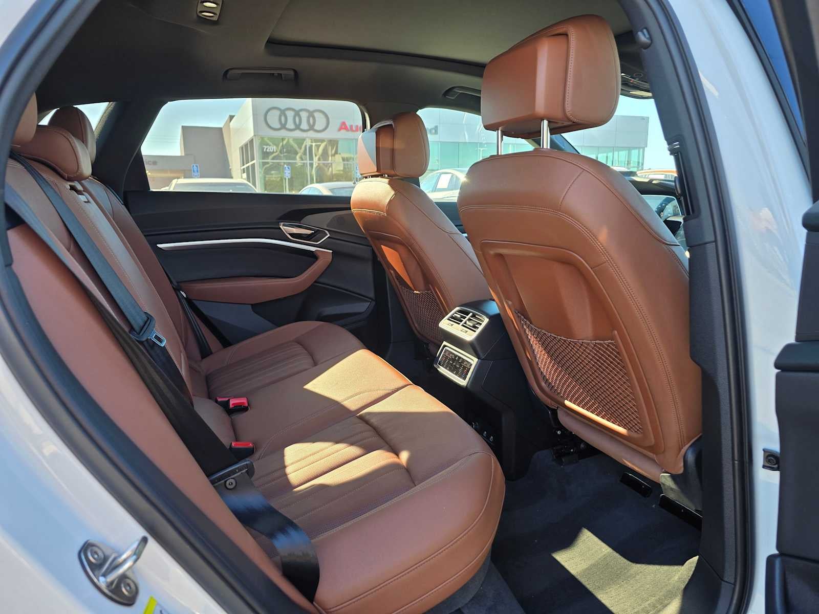 2024 Audi Q8 e-tron Premium Plus