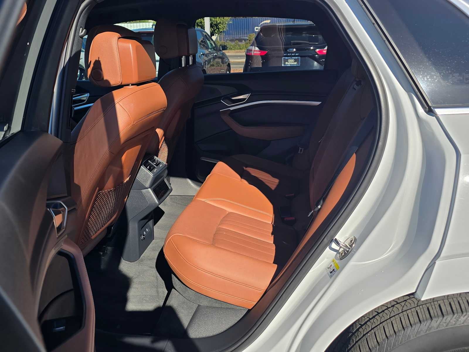 2024 Audi Q8 e-tron Premium Plus