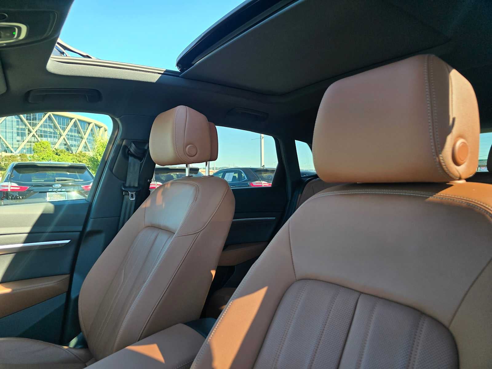 2024 Audi Q8 e-tron Premium Plus