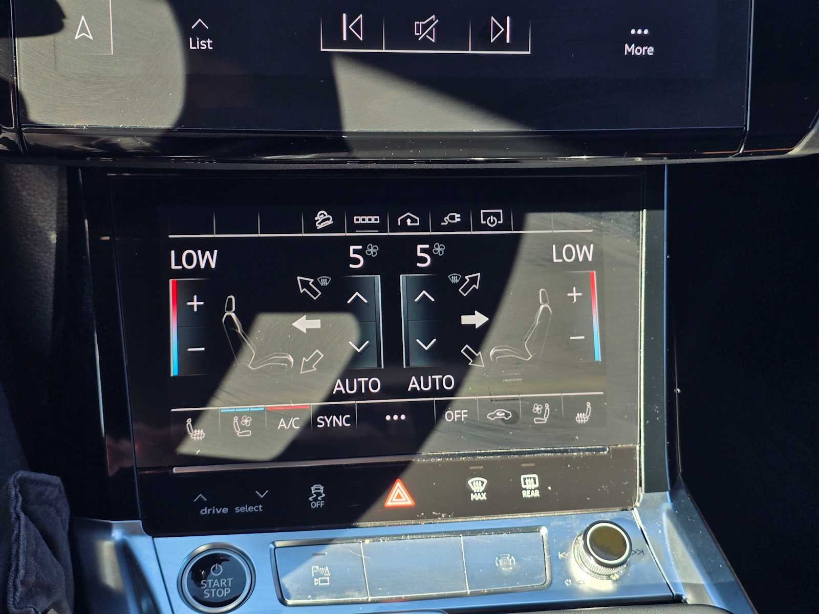 2024 Audi Q8 e-tron Premium Plus