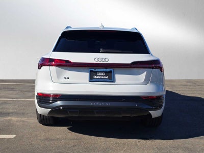 2024 Audi Q8 e-tron Premium Plus