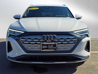 2024 Audi Q8 e-tron Premium Plus