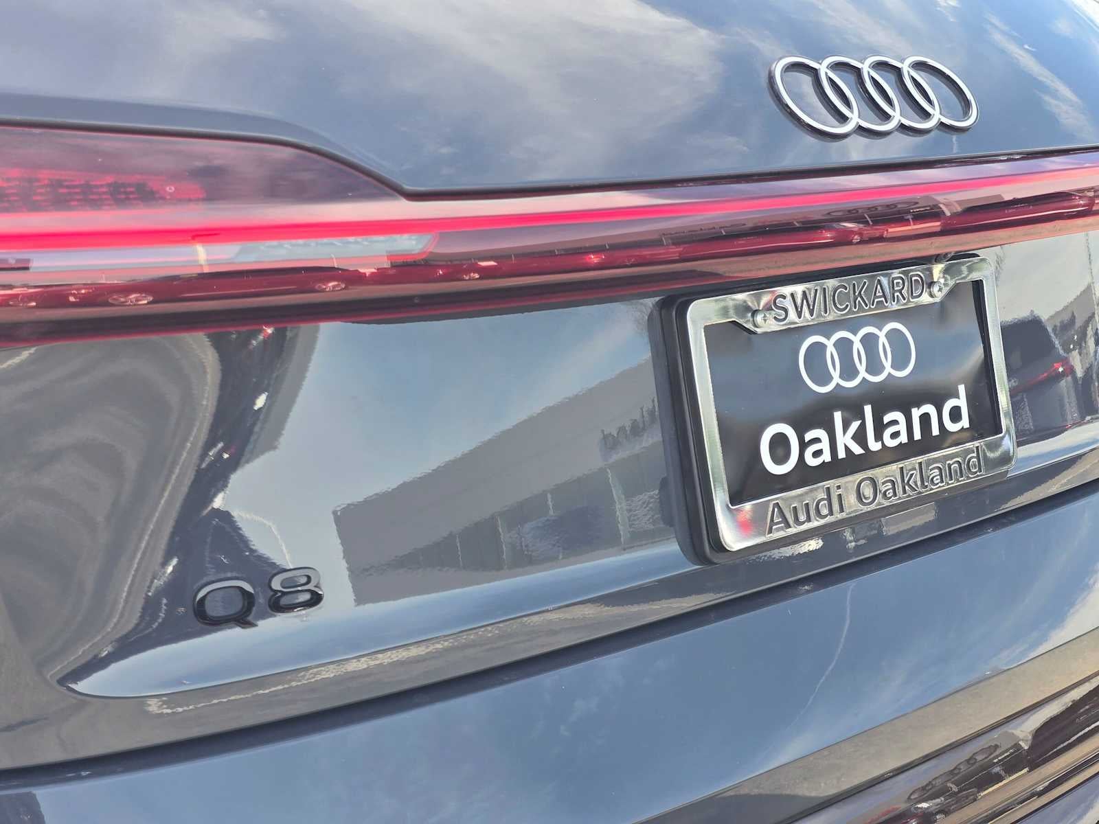 2024 Audi Q8 e-tron Premium Plus