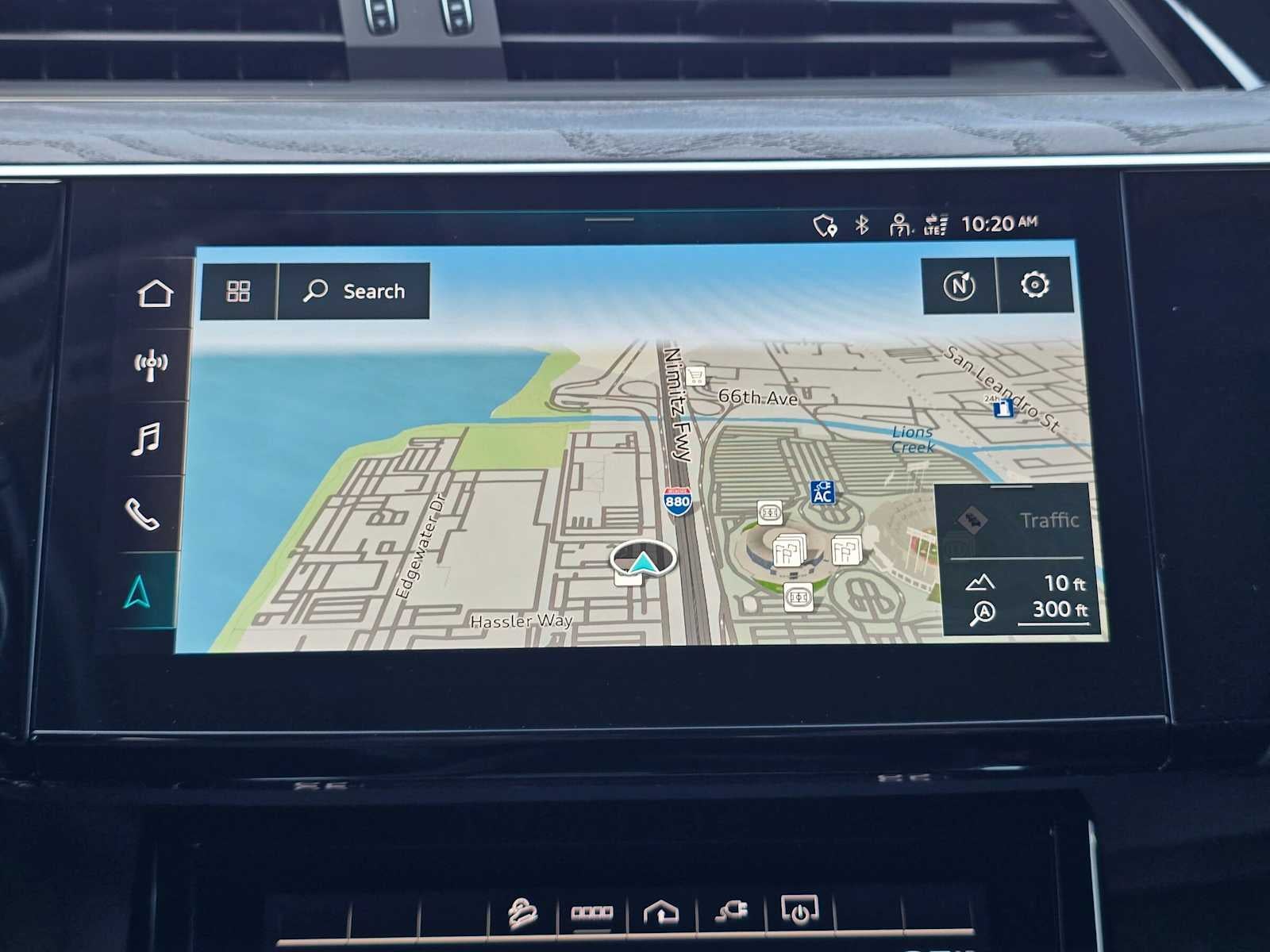2024 Audi Q8 e-tron Premium Plus