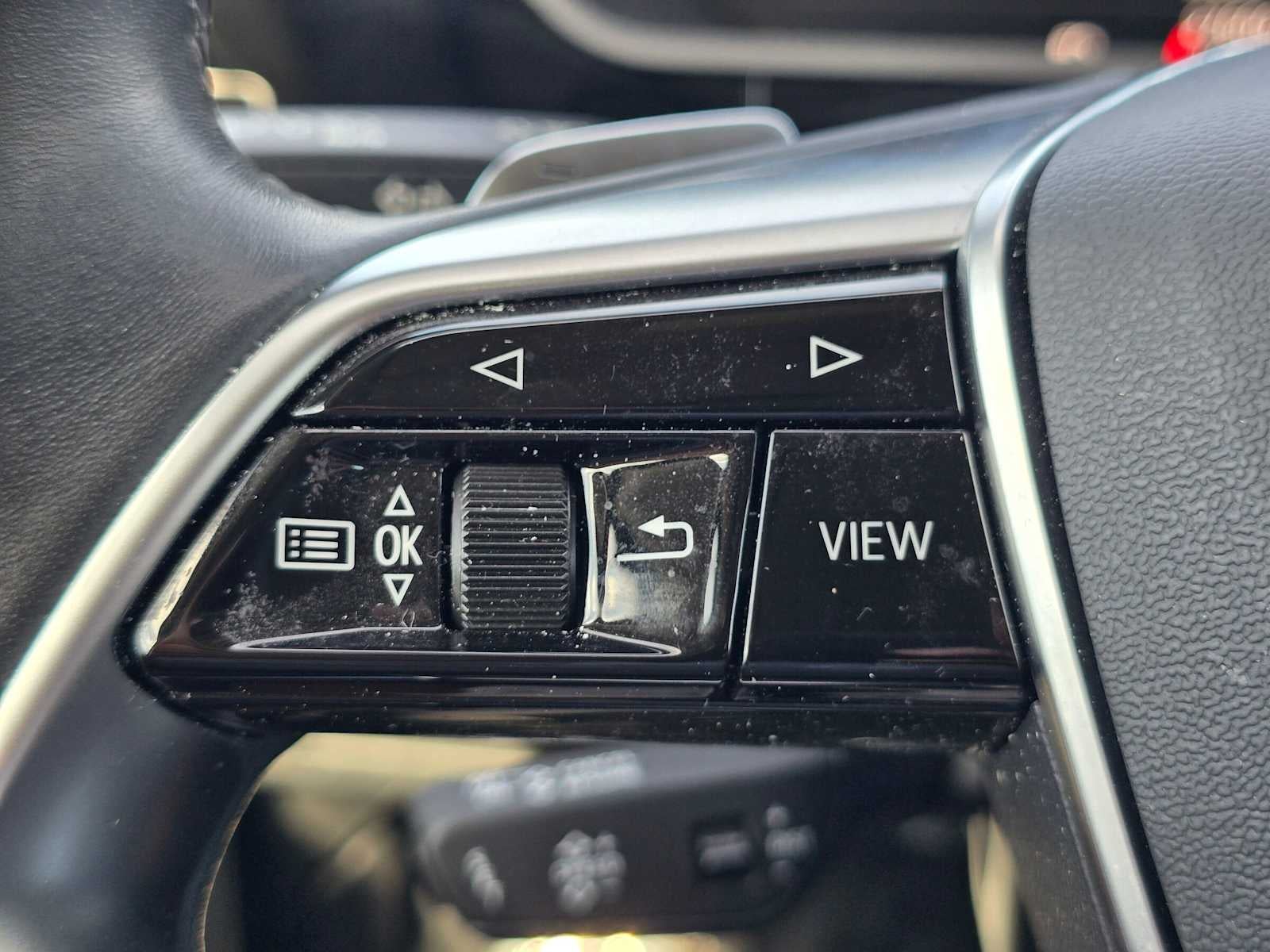 2024 Audi Q8 e-tron Premium Plus