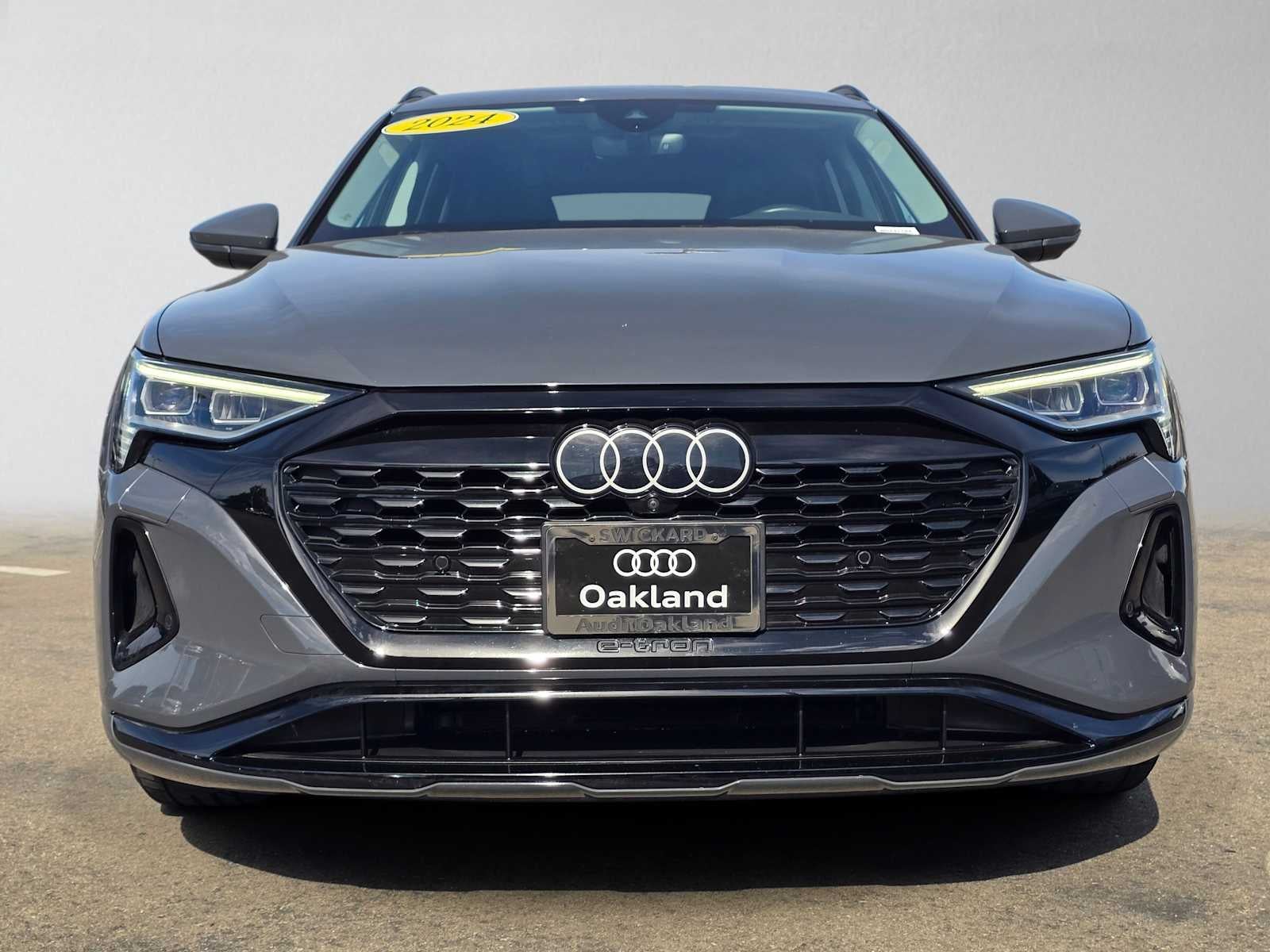 2024 Audi Q8 e-tron Premium Plus