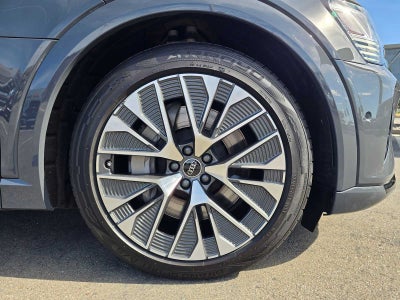 2024 Audi Q8 e-tron Premium Plus