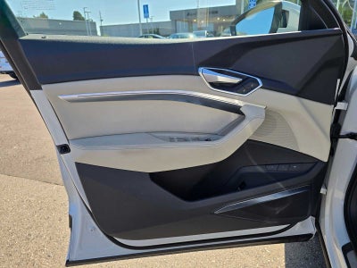 2024 Audi Q8 e-tron Premium Plus