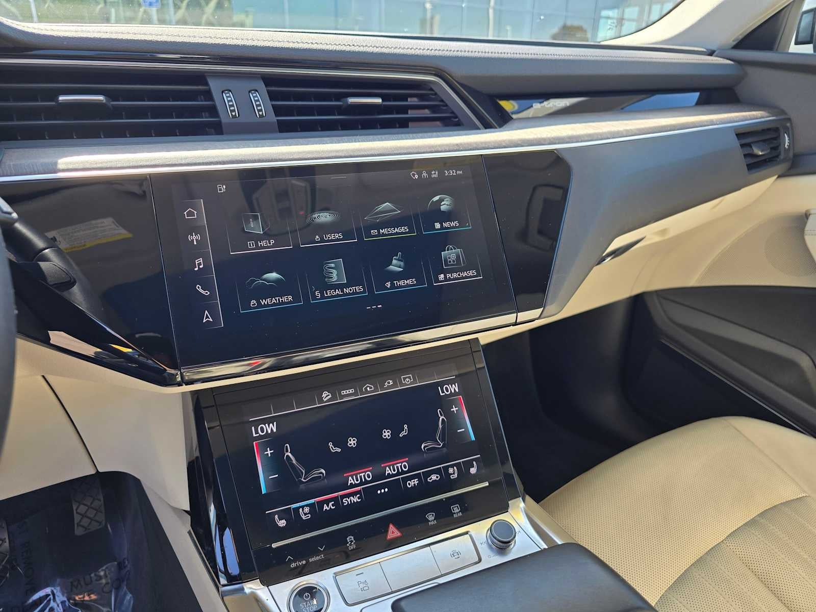 2024 Audi Q8 e-tron Premium Plus