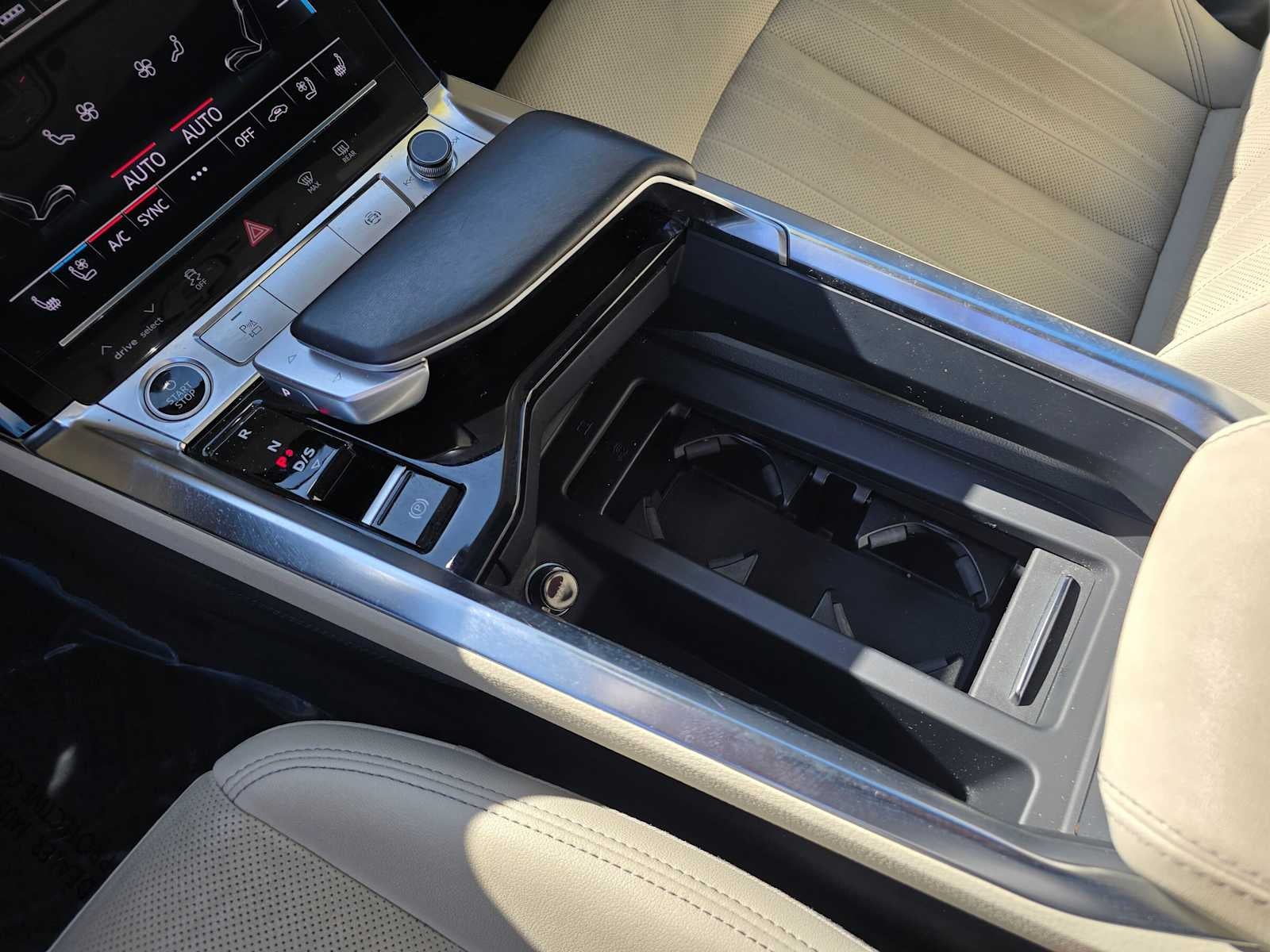 2024 Audi Q8 e-tron Premium Plus