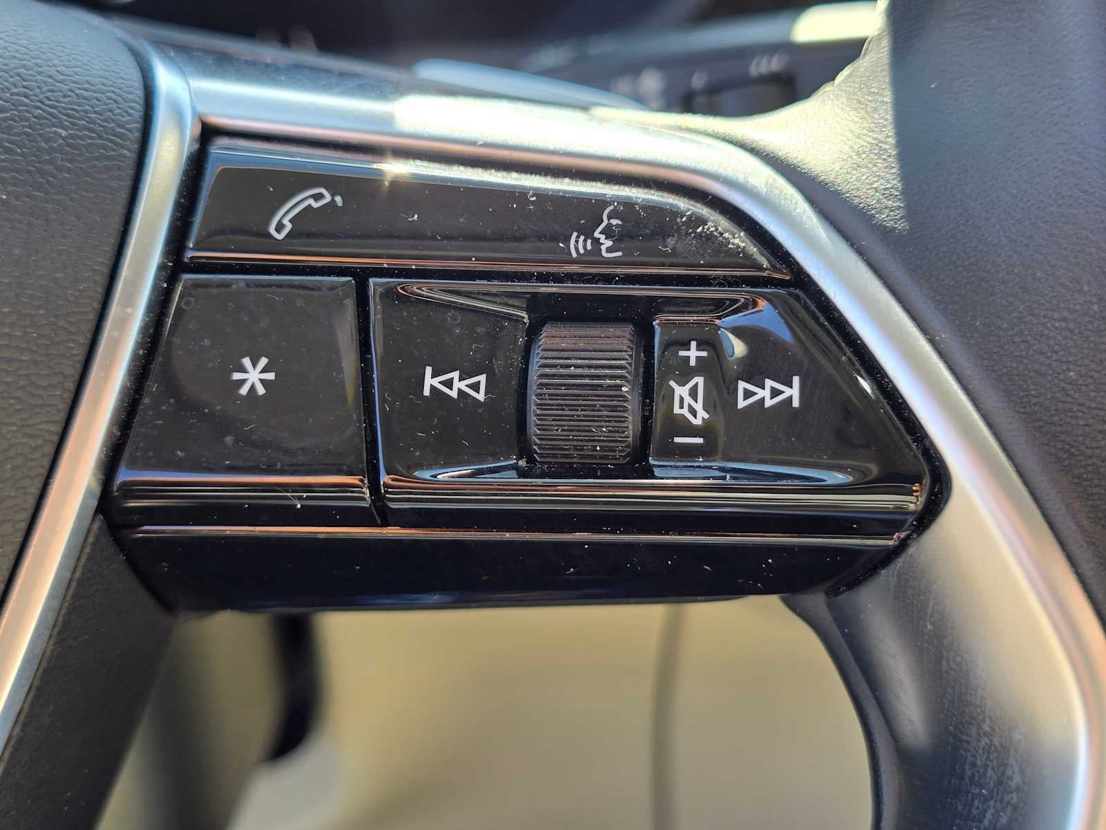 2024 Audi Q8 e-tron Premium Plus