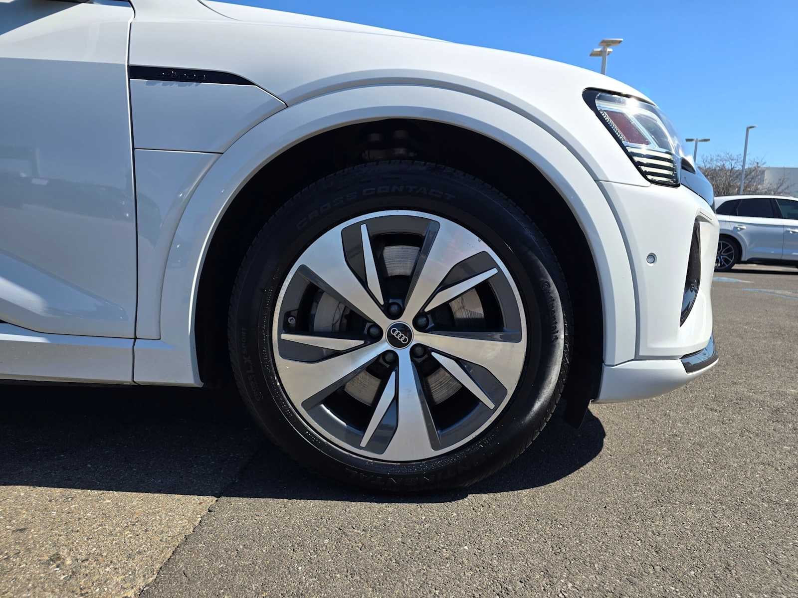 2024 Audi Q8 e-tron Premium Plus