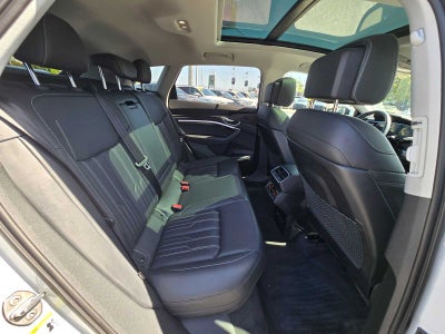 2024 Audi Q8 e-tron Prestige