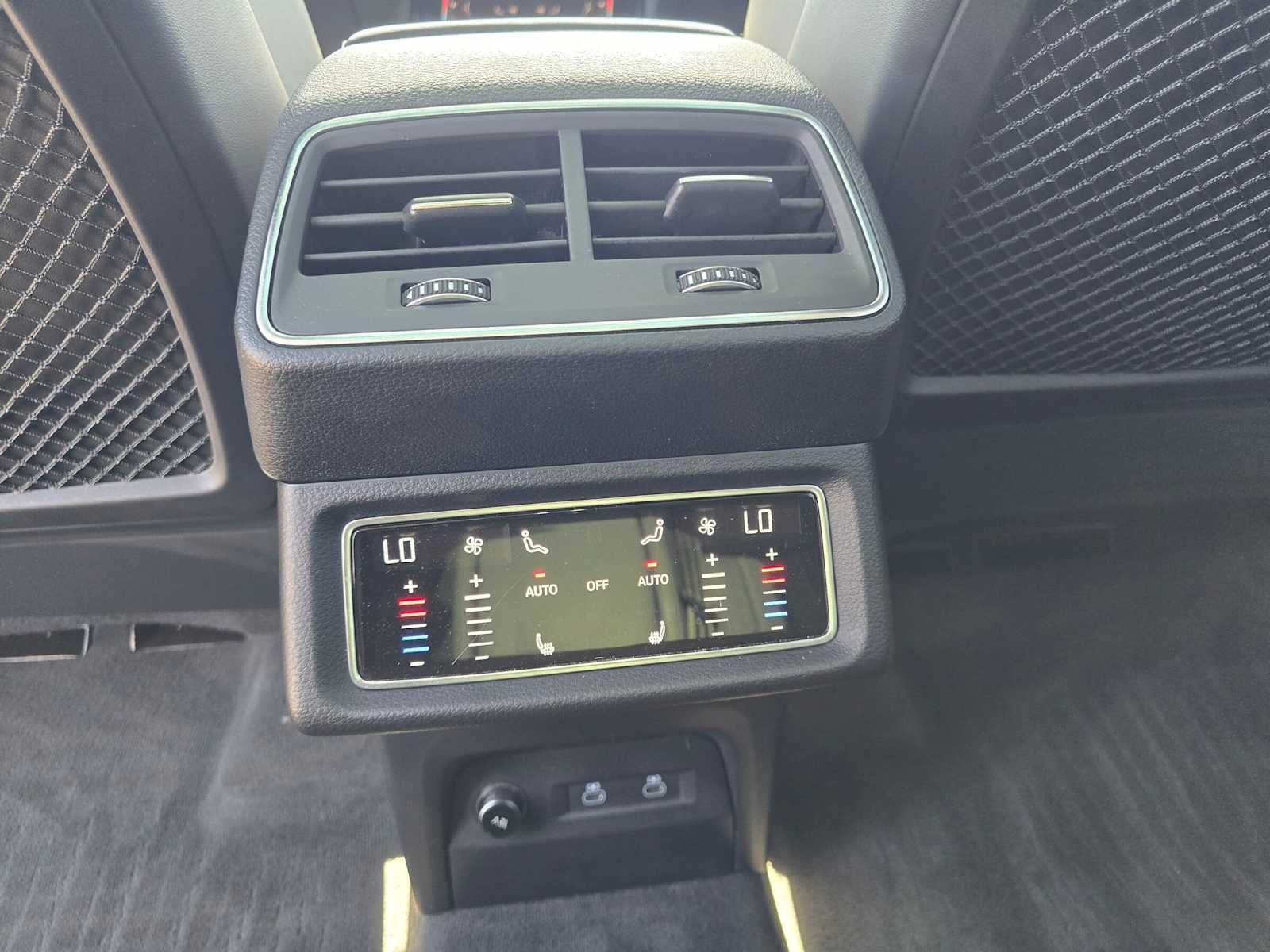 2024 Audi Q8 e-tron Prestige
