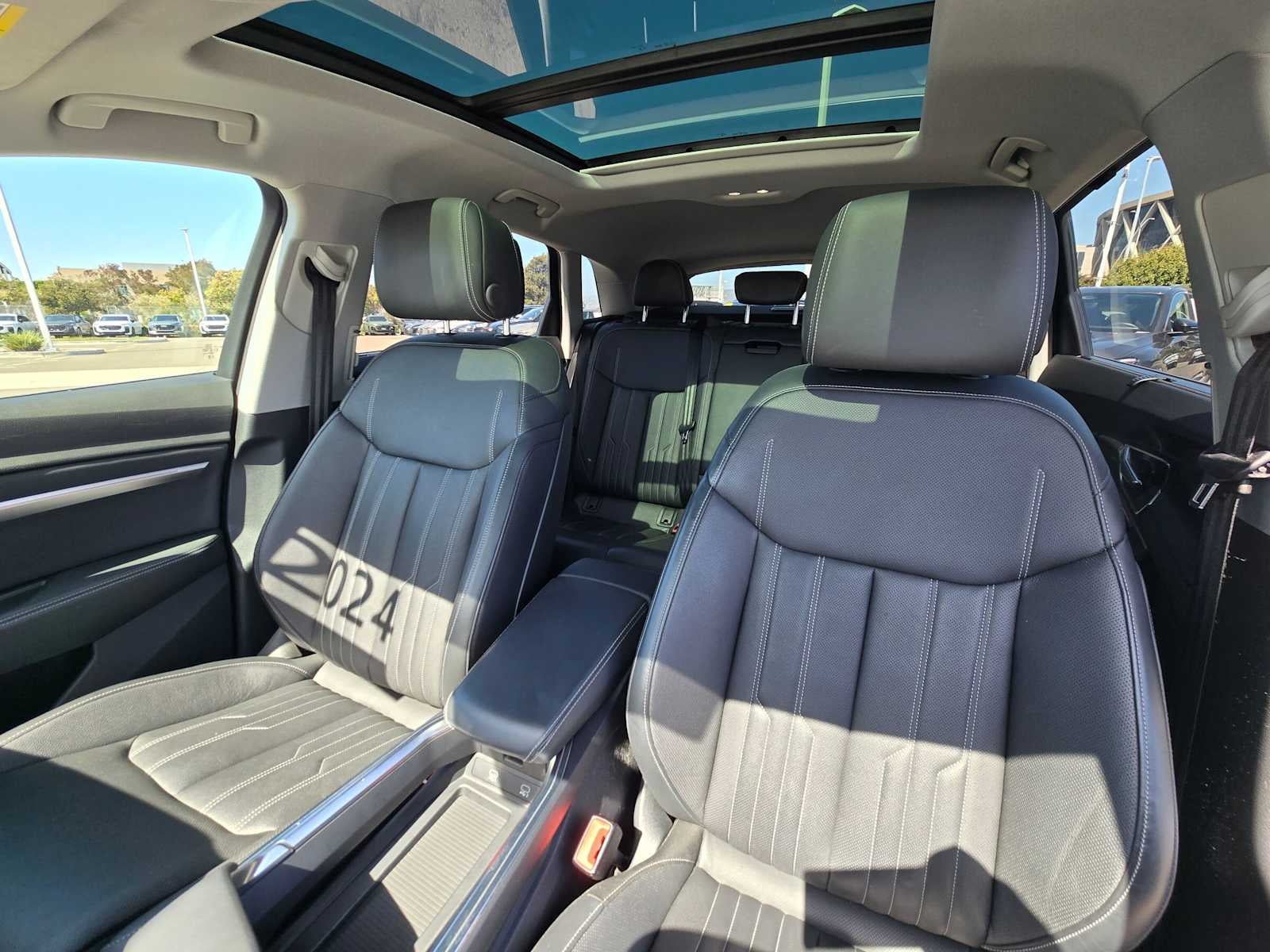2024 Audi Q8 e-tron Prestige