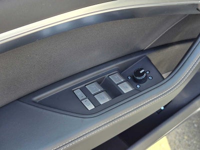 2024 Audi Q8 e-tron Prestige