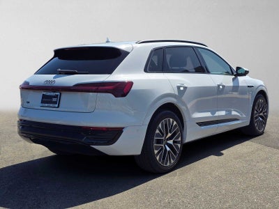2024 Audi Q8 e-tron Prestige