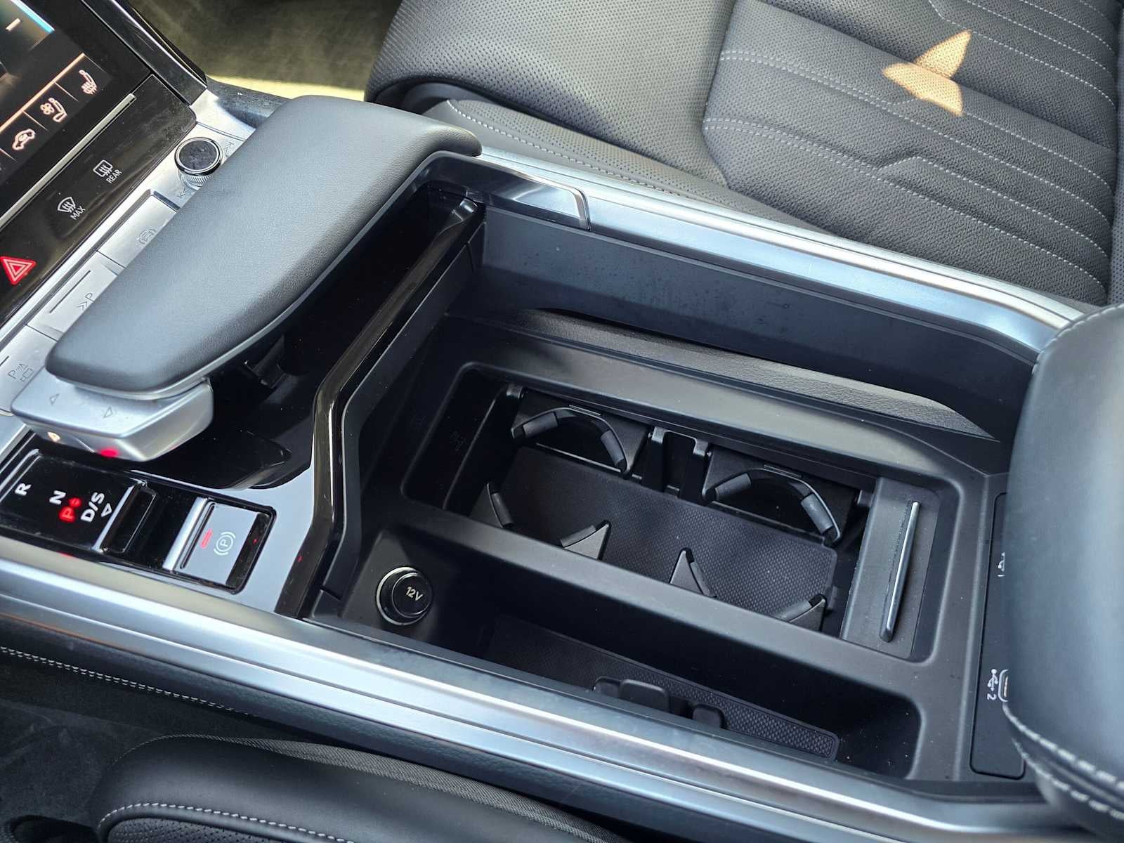 2024 Audi Q8 e-tron Prestige