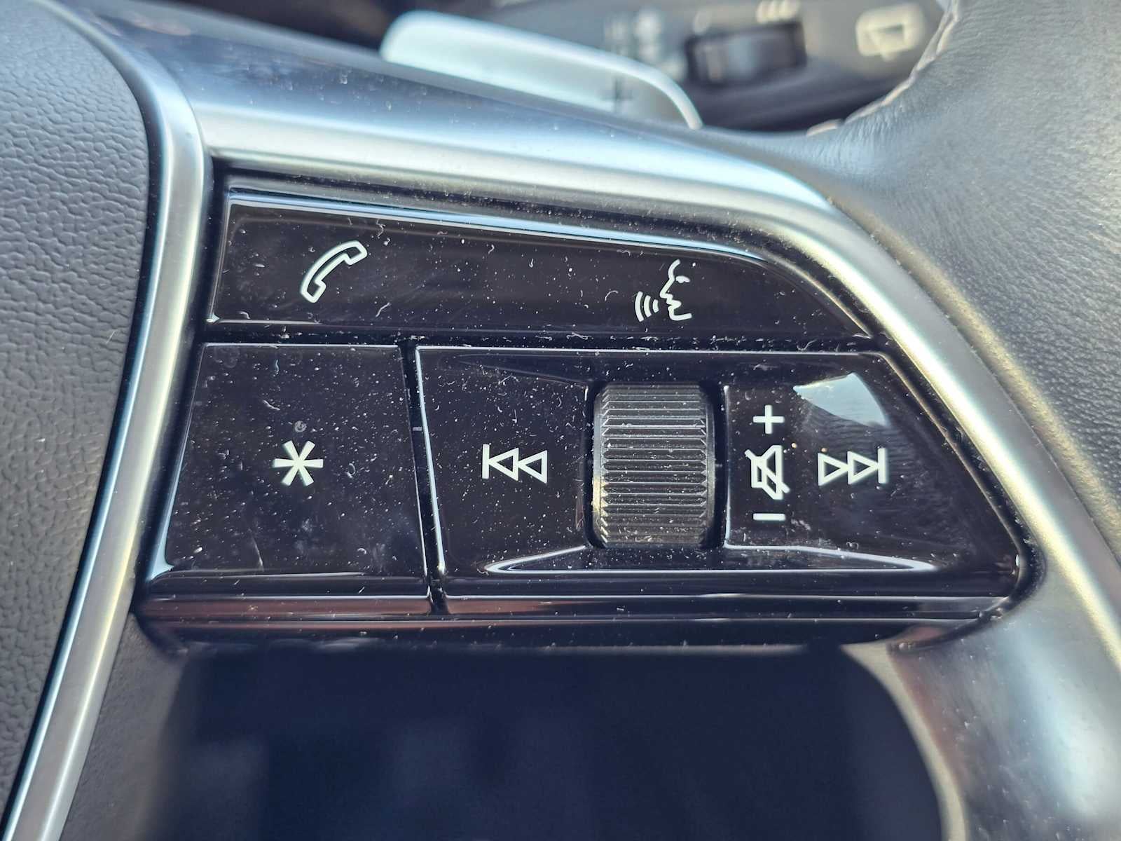 2024 Audi Q8 e-tron Prestige