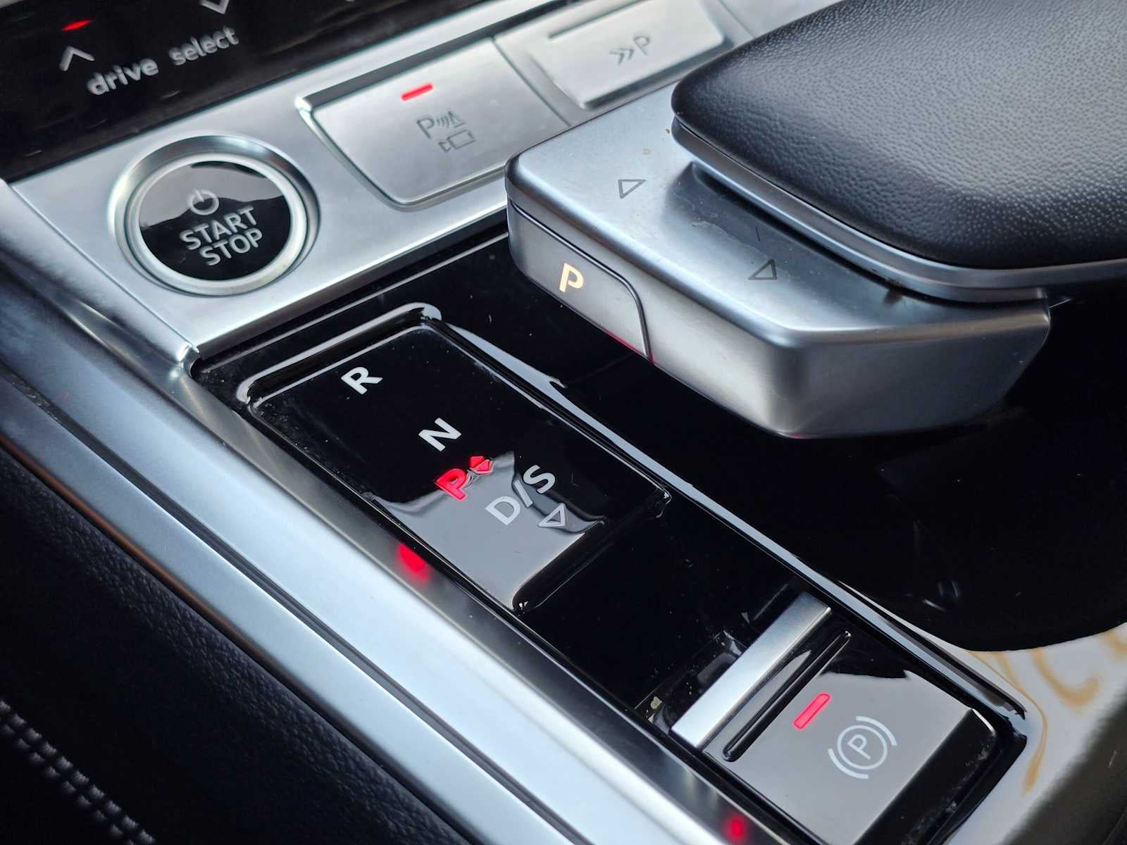 2024 Audi Q8 e-tron Prestige