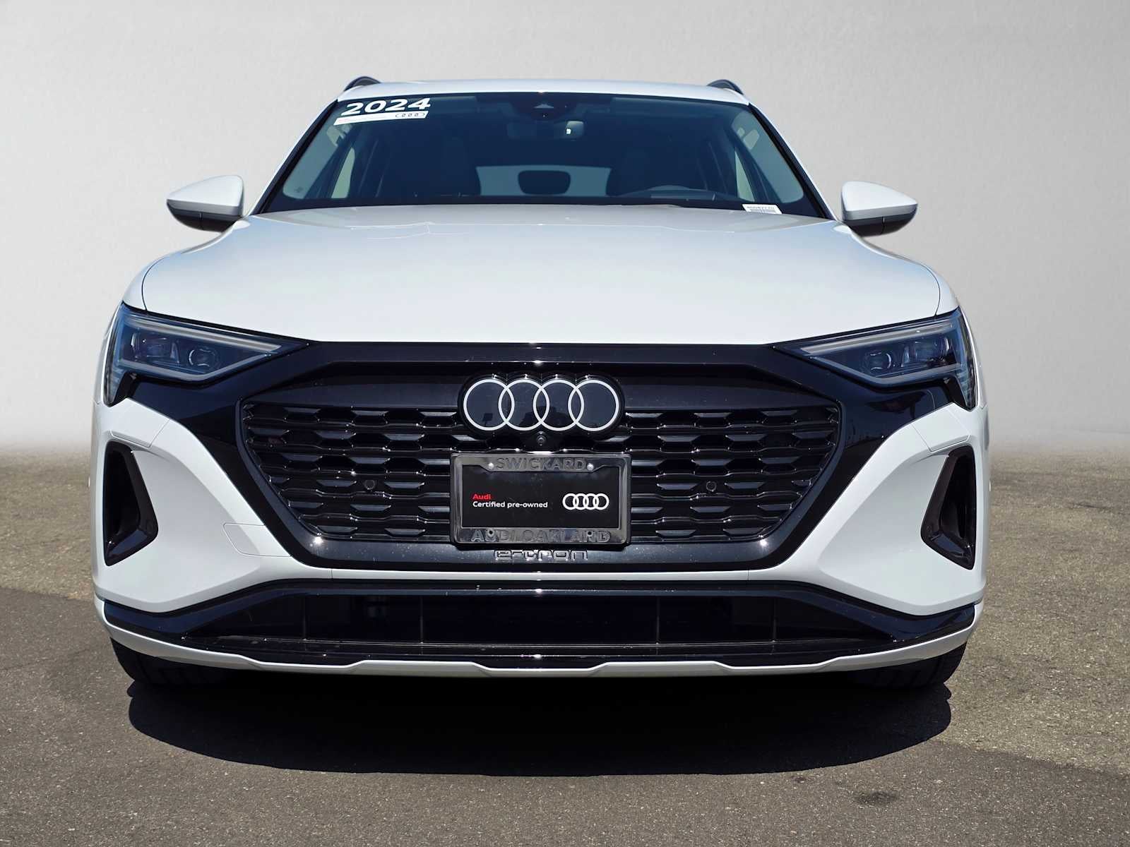2024 Audi Q8 e-tron Prestige