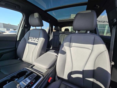 2025 Audi Q7 Premium