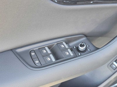 2025 Audi Q7 Premium