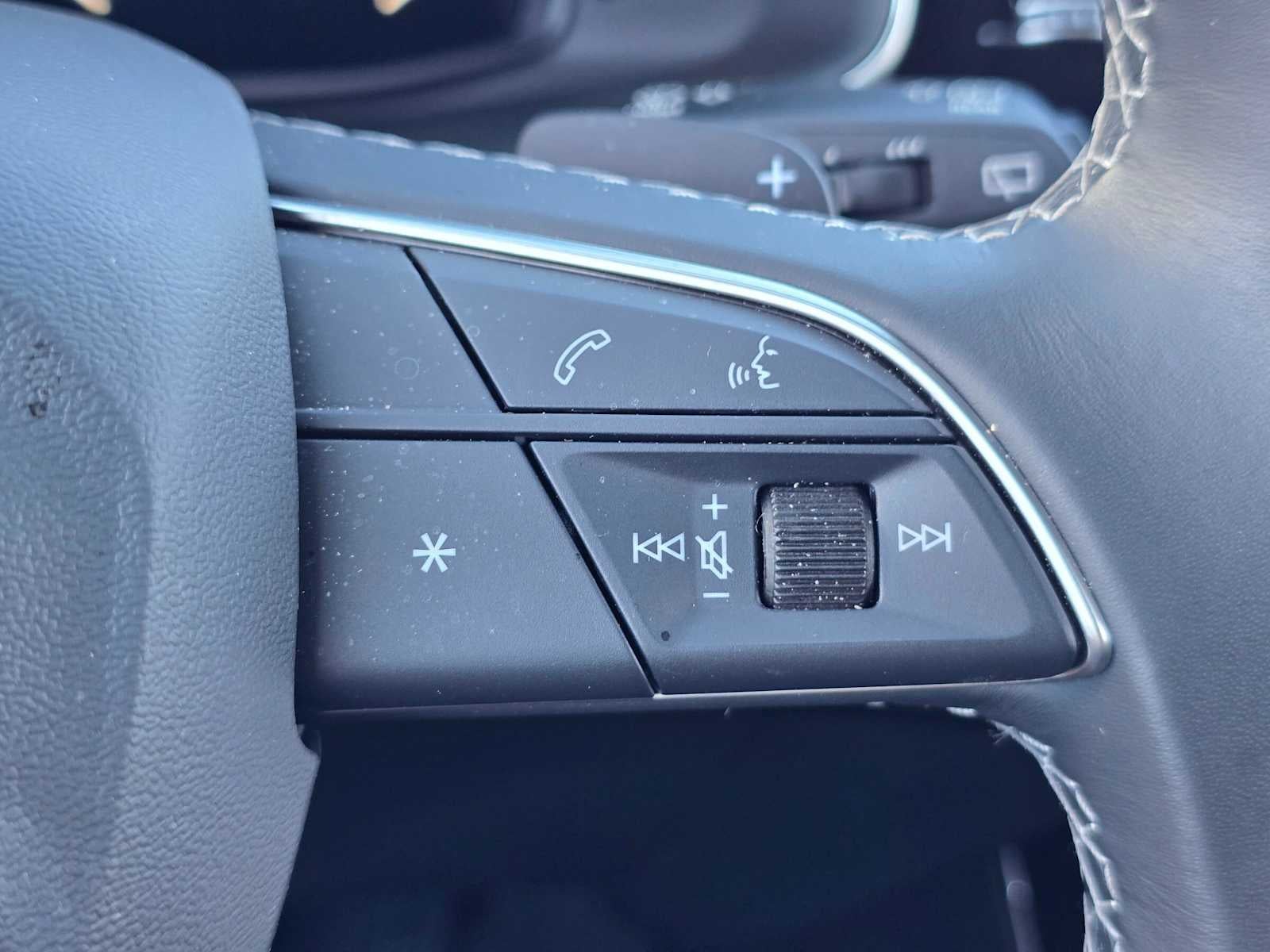 2025 Audi Q7 Premium
