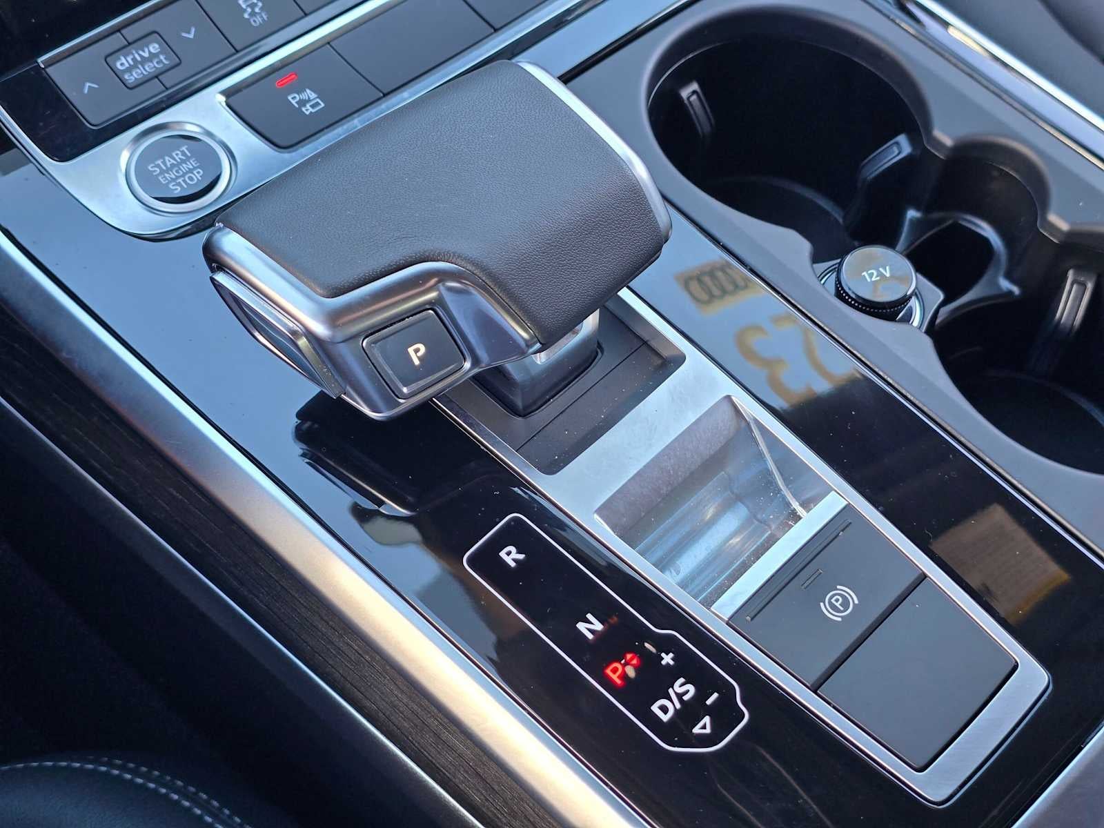 2025 Audi Q7 Premium