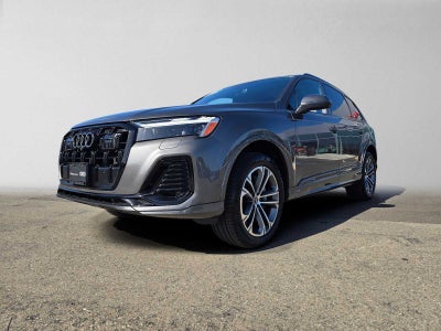 2025 Audi Q7 Premium
