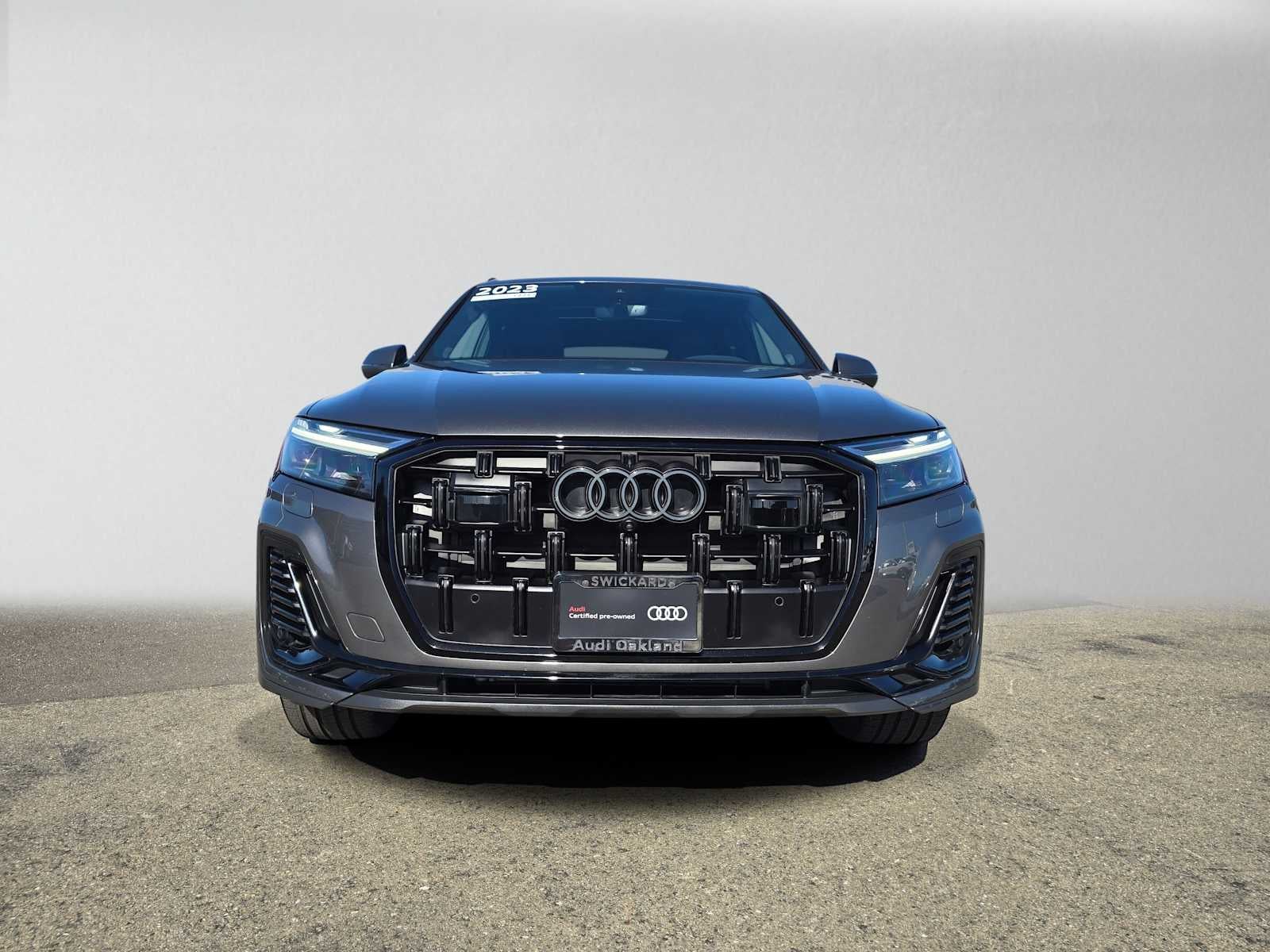 2025 Audi Q7 Premium