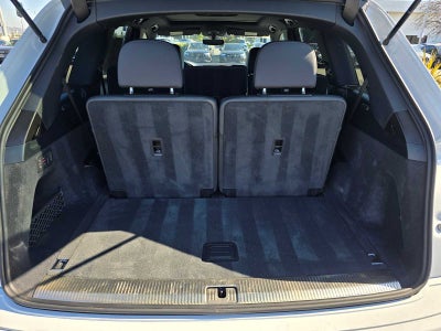 2025 Audi Q7 Premium