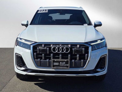 2025 Audi Q7 Premium