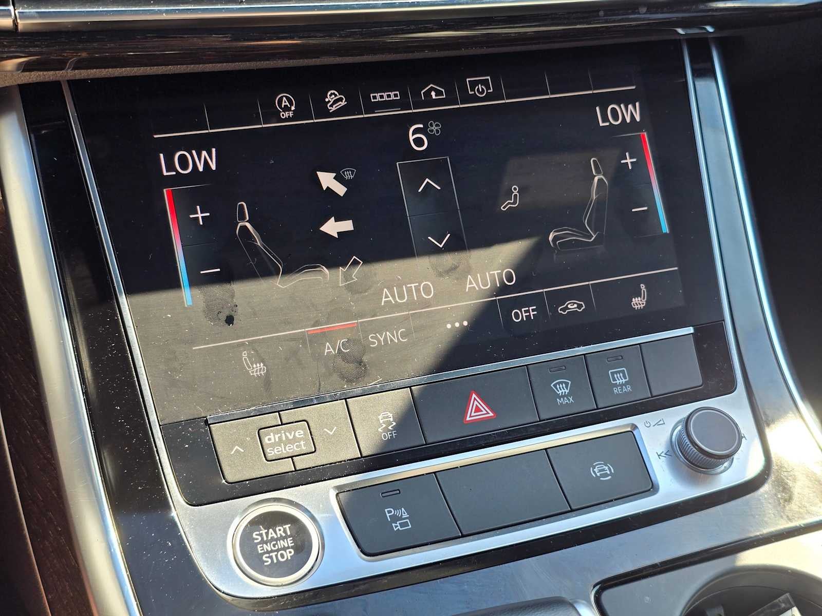 2025 Audi Q7 Premium