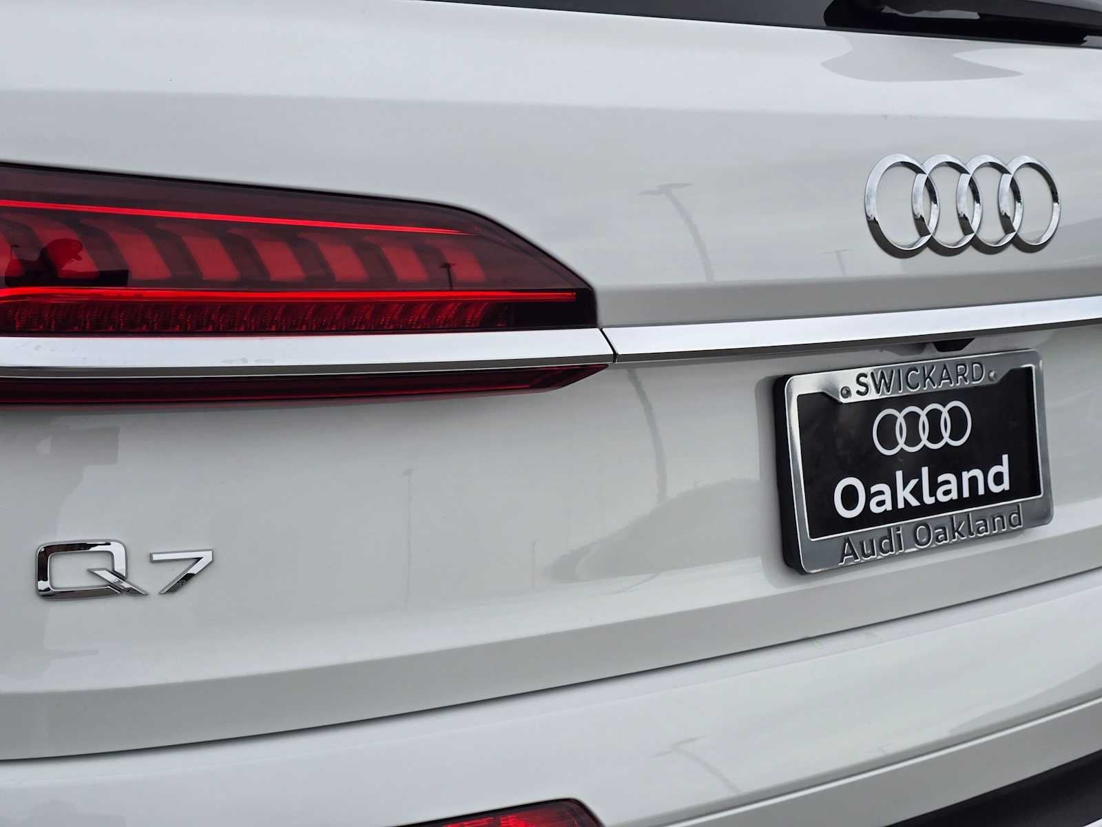 2023 Audi Q7 Premium
