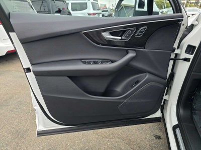 2023 Audi Q7 Premium