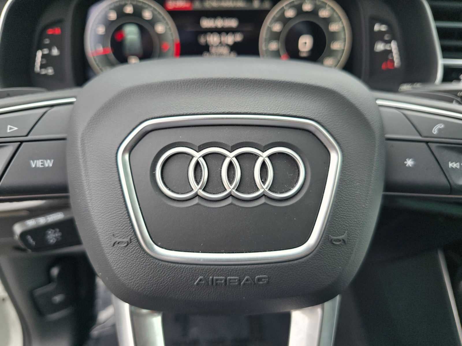 2023 Audi Q7 Premium