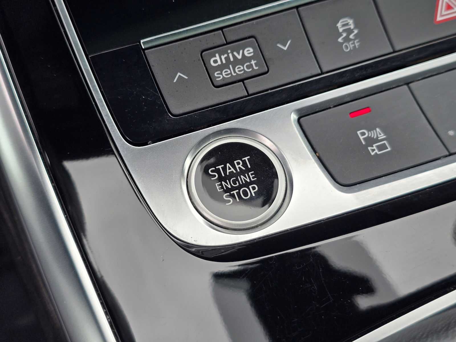 2023 Audi Q7 Premium