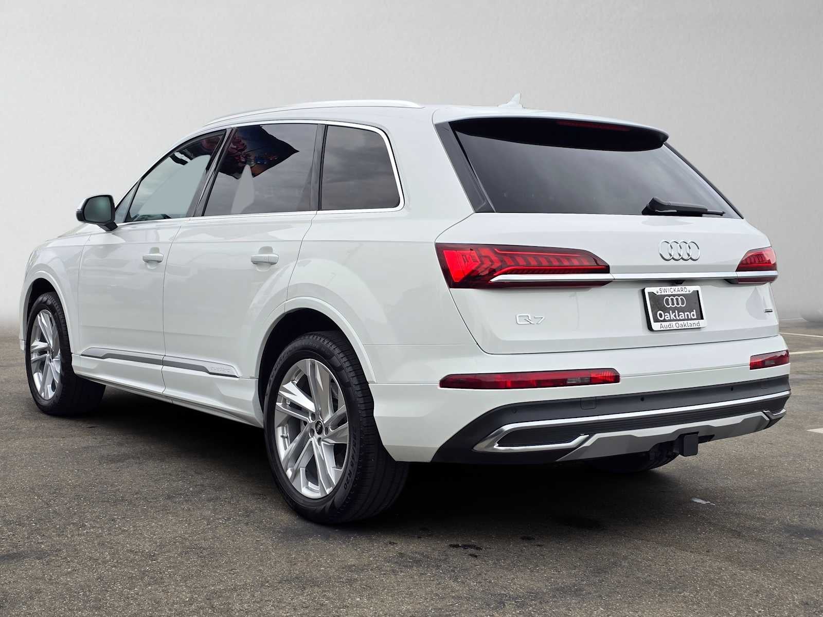 2023 Audi Q7 Premium