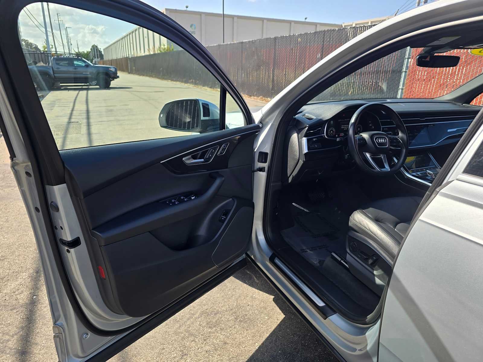 2023 Audi Q7 Premium