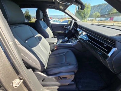 2025 Audi Q7 Premium