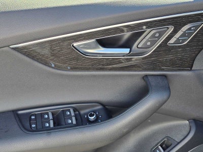 2025 Audi Q7 Premium