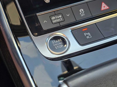 2025 Audi Q7 Premium