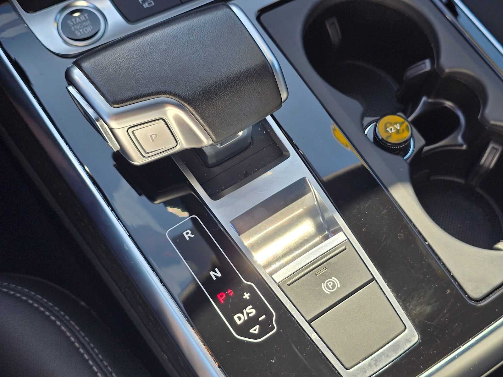 2025 Audi Q7 Premium
