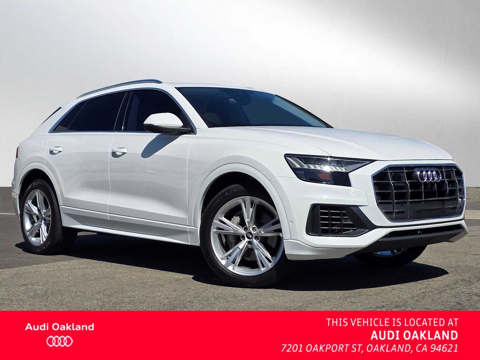 2023 Audi Q8 Premium