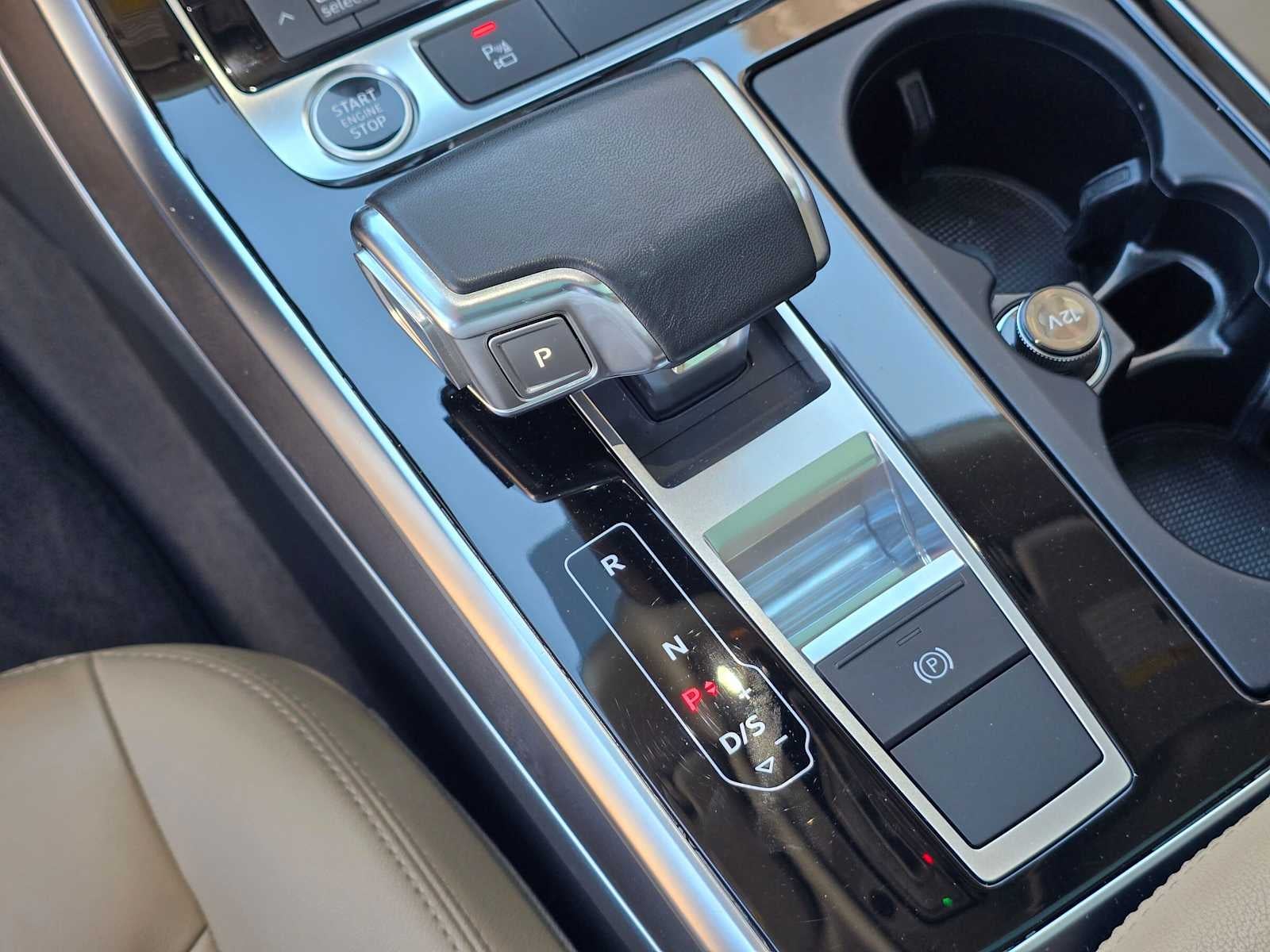 2023 Audi Q8 Premium