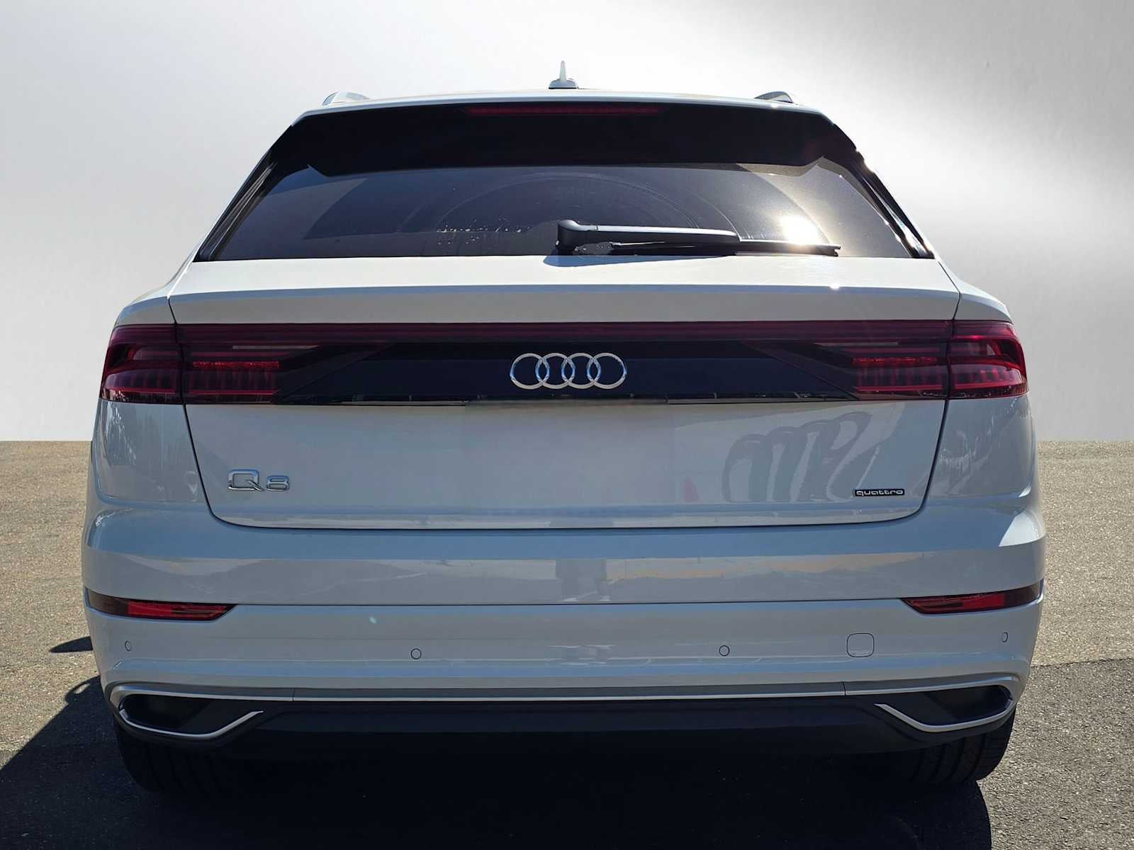 2023 Audi Q8 Premium