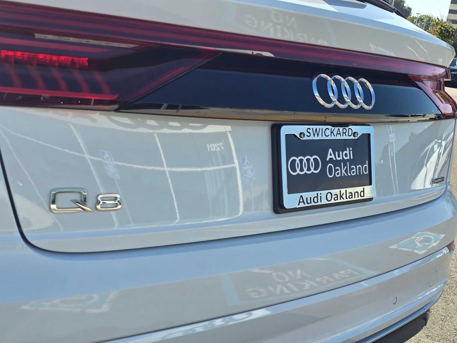 2023 Audi Q8 Premium
