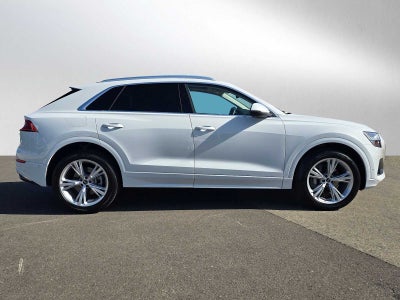 2023 Audi Q8 Premium